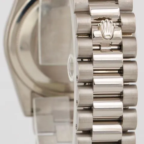 Rolex Day-Date 36 118239 36mm White gold Mother-of-pearl 4