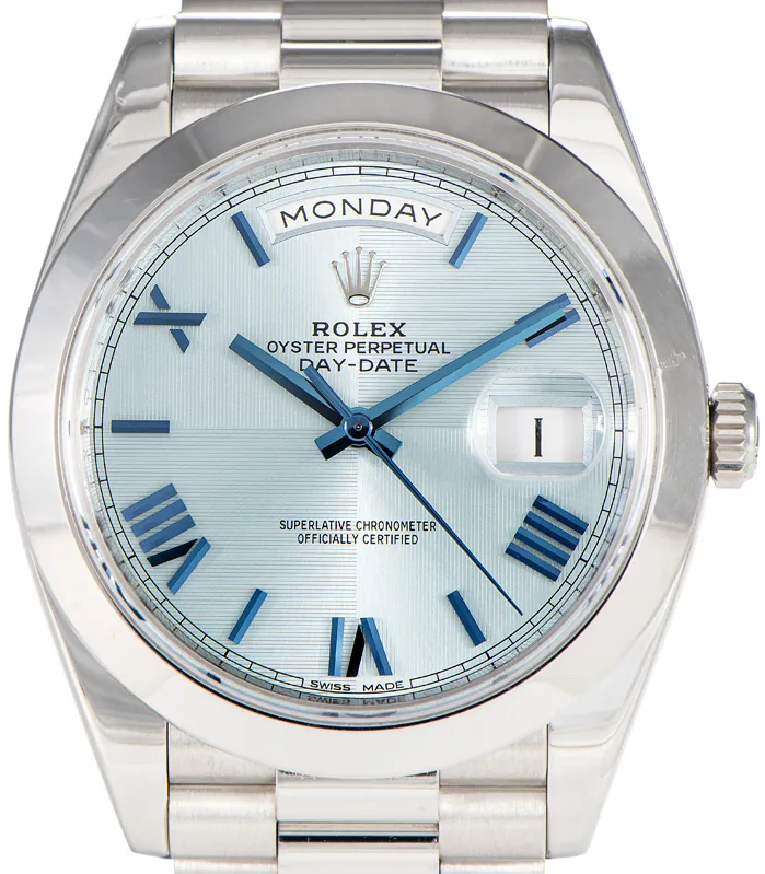 Rolex Day-Date 40 228206 40mm Platinum Blue