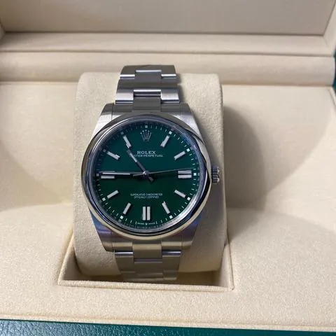 Rolex Oyster Perpetual 41 124300 41mm Stainless steel Green 8