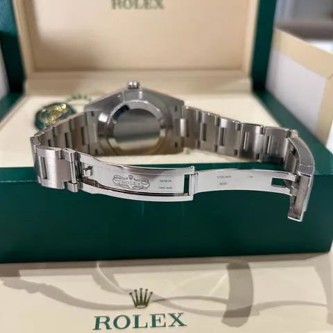 Rolex Oyster Perpetual 41 124300 41mm Stainless steel Silver 2