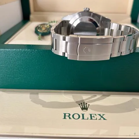 Rolex Oyster Perpetual 41 124300 41mm Stainless steel Silver 3