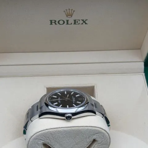 Rolex Oyster Perpetual 41 124300 41mm Stainless steel Black 2