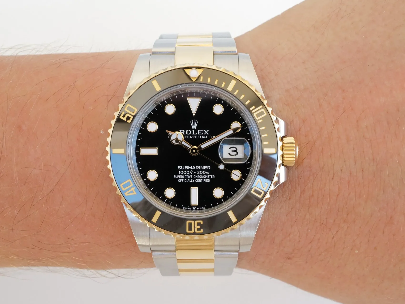 Rolex Submariner 126613LN 41mm Yellow gold and Stainless steel Black 8