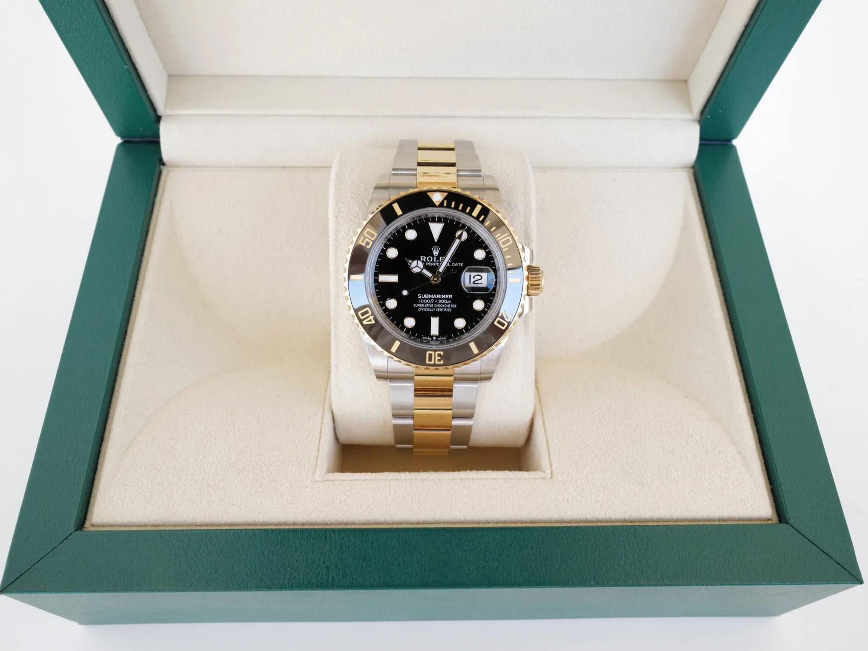 Rolex Submariner 126613LN 41mm Yellow gold and Stainless steel Black 9