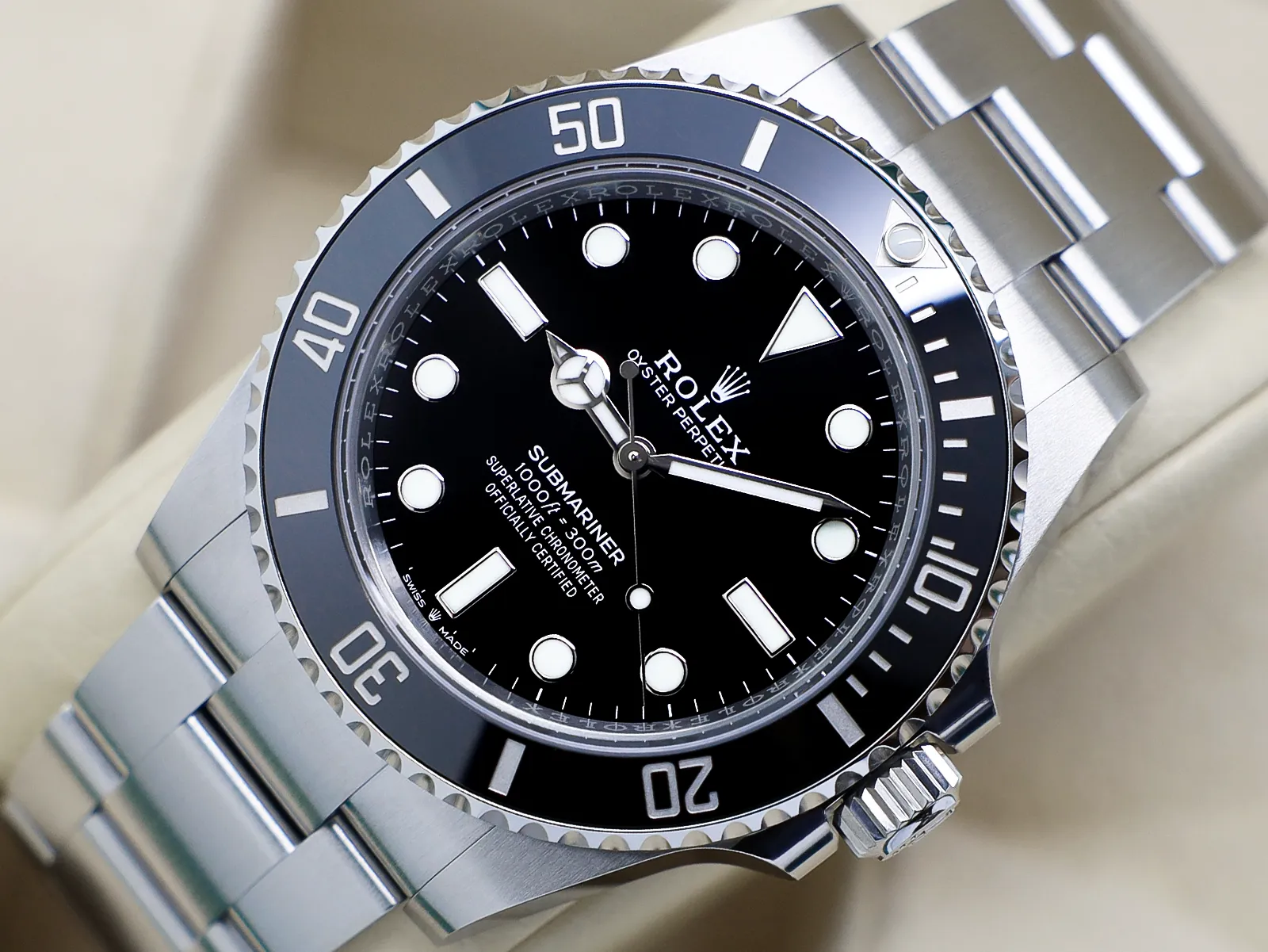 Rolex Submariner 124060 41mm Black 2