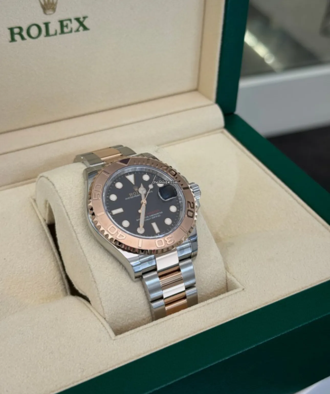 Rolex Yacht-Master 40 126621 40mm Oro/Acciaio Nero 3