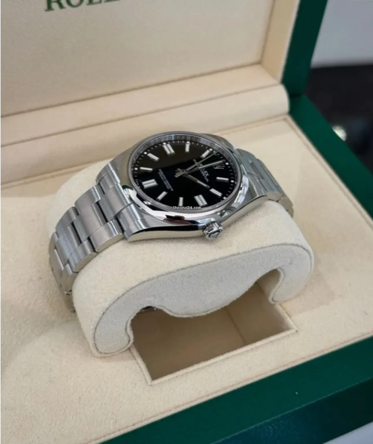 Rolex Oyster Perpetual 41 124300 41mm Acciaio Nero 3