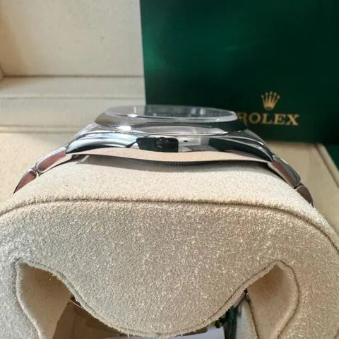 Rolex Oyster Perpetual 41 124300 41mm Stainless steel Green 1