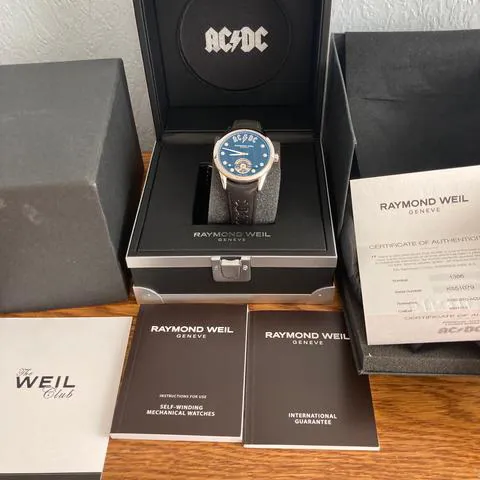 Raymond Weil Freelancer 2780-STC-ACDC1 42mm Stainless steel Black 2