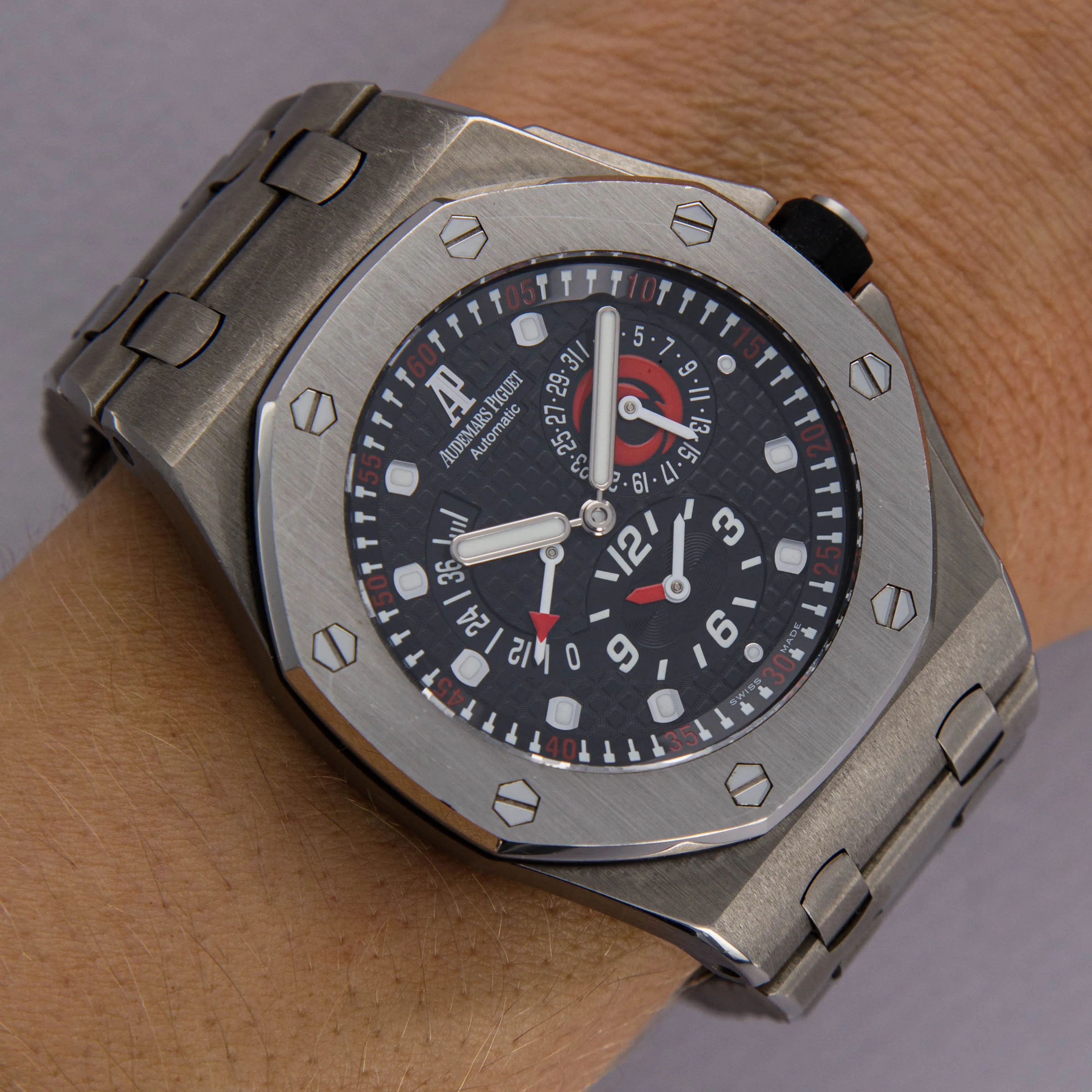 Audemars Piguet Royal Oak Offshore 25995IP.O.1000TI.01 42mm Titanium Black 15