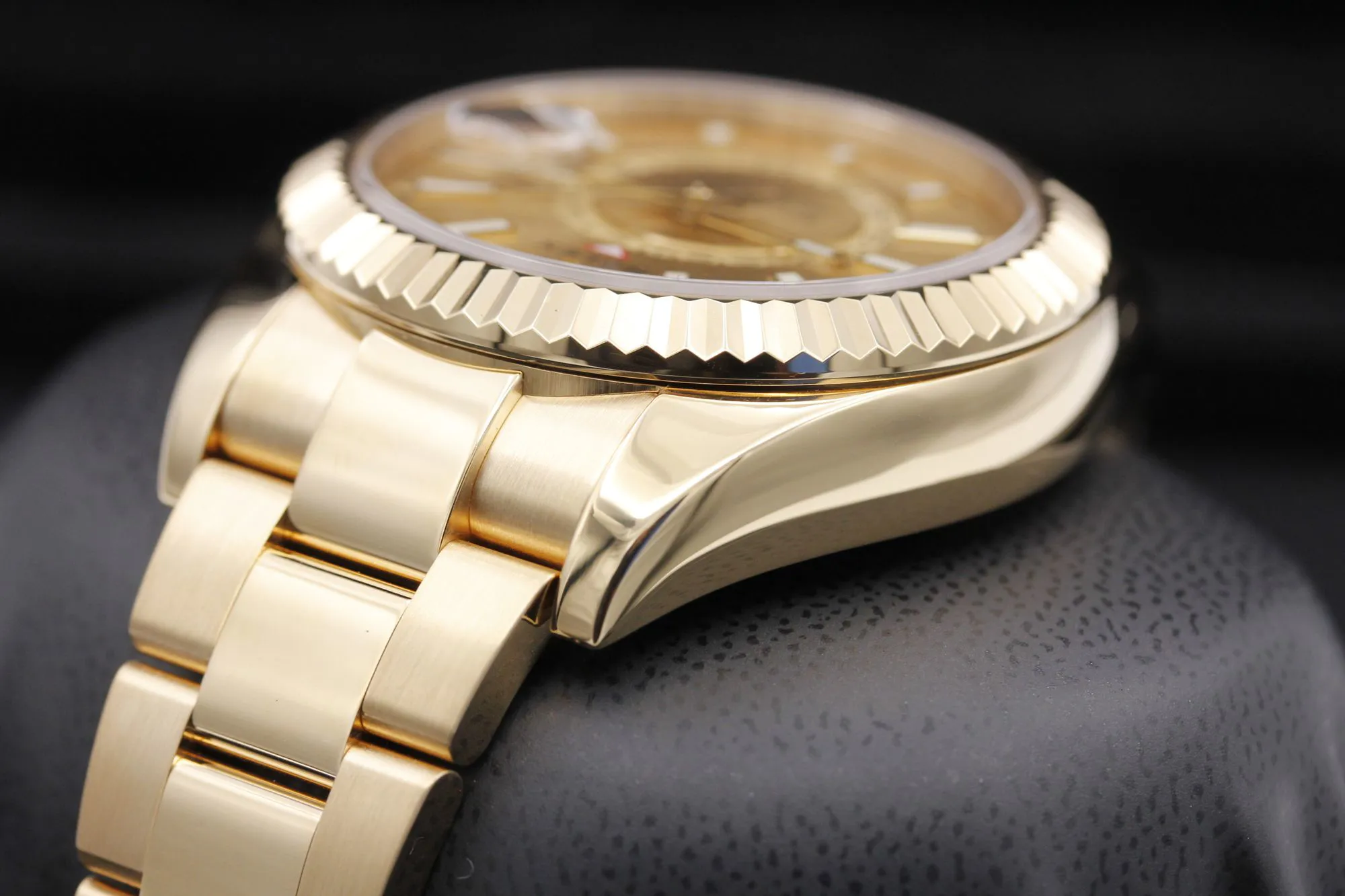 Rolex Sky-Dweller 326938 42mm Yellow gold Champagne 4