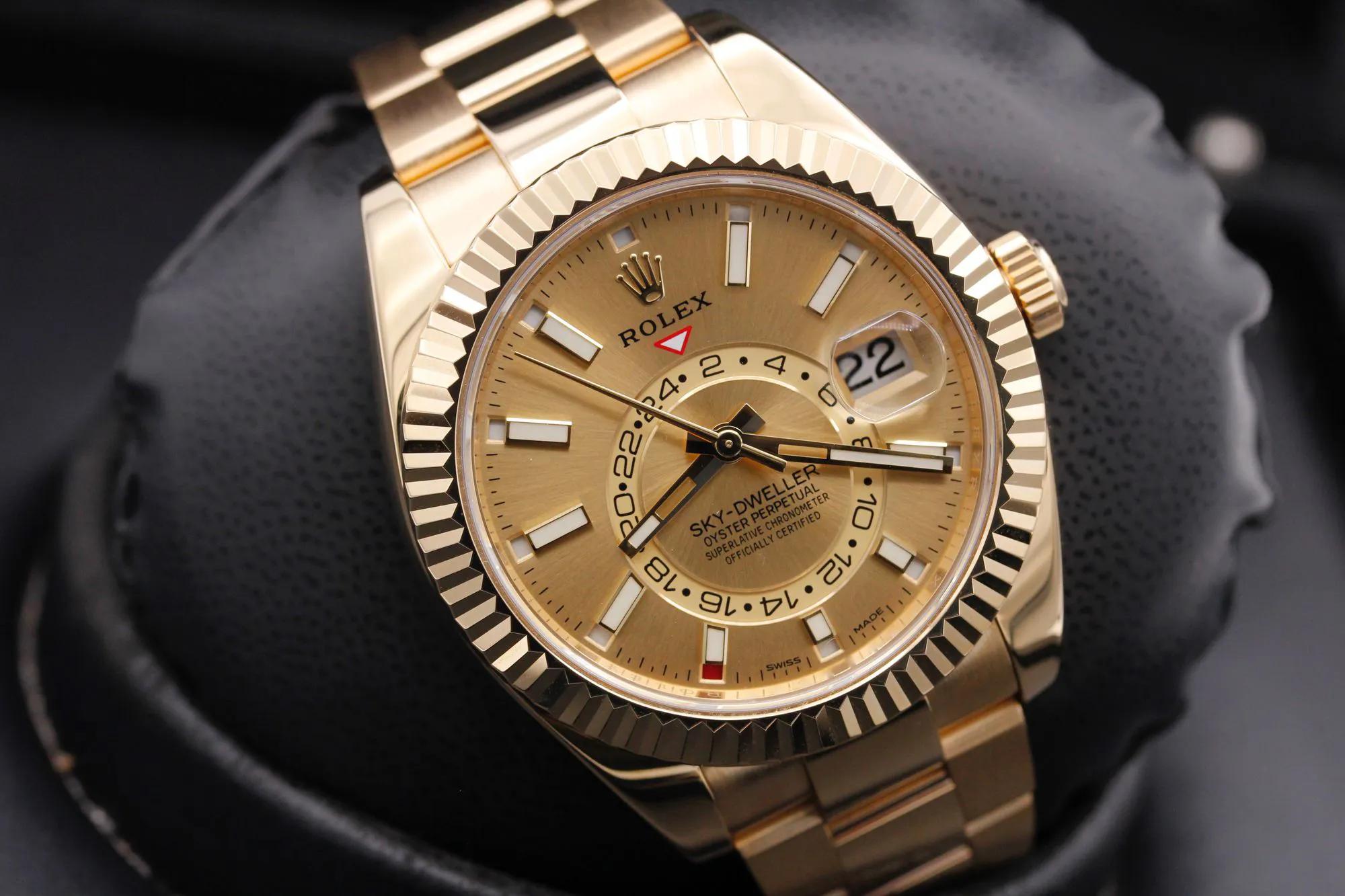 Rolex Sky-Dweller 326938 42mm Yellow gold Champagne 8