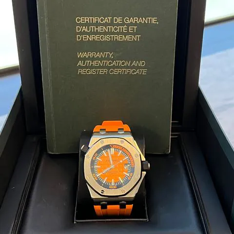 Audemars Piguet Royal Oak Offshore Diver 15710ST 42mm Stainless steel Orange