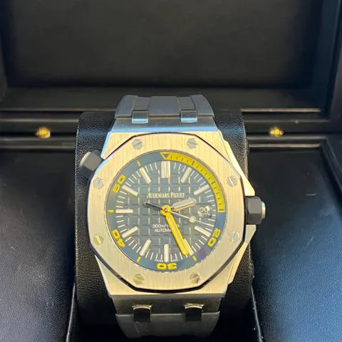 Audemars Piguet Royal Oak Offshore Diver 15710ST 42mm Stainless steel Blue