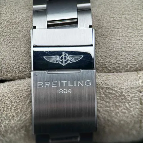 Breitling Avenger A32397101A1X1 43mm Stainless steel White 7