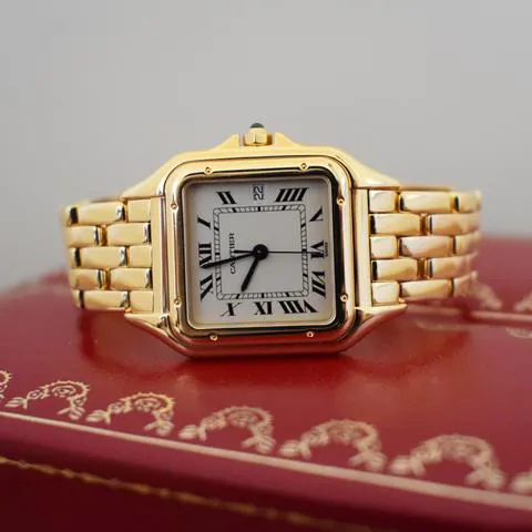 Cartier Panthère 883968 27mm Yellow gold White 1