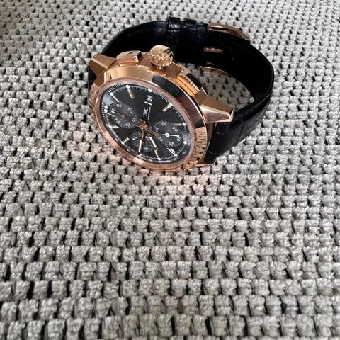 IWC Ingenieur Chronograph IW380803 42mm Rose gold Gray 4