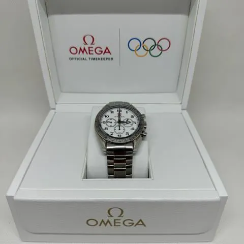 Omega Speedmaster Broad Arrow 321.10.42.50.04.001 42mm Stainless steel White