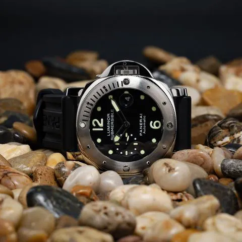 Panerai Submersible PAM 00024 44mm Stainless steel Black