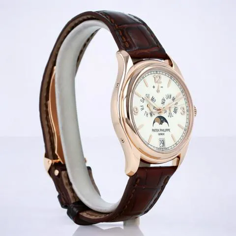 Patek Philippe Annual Calendar 5146R-001 39mm Rose gold Beige 7