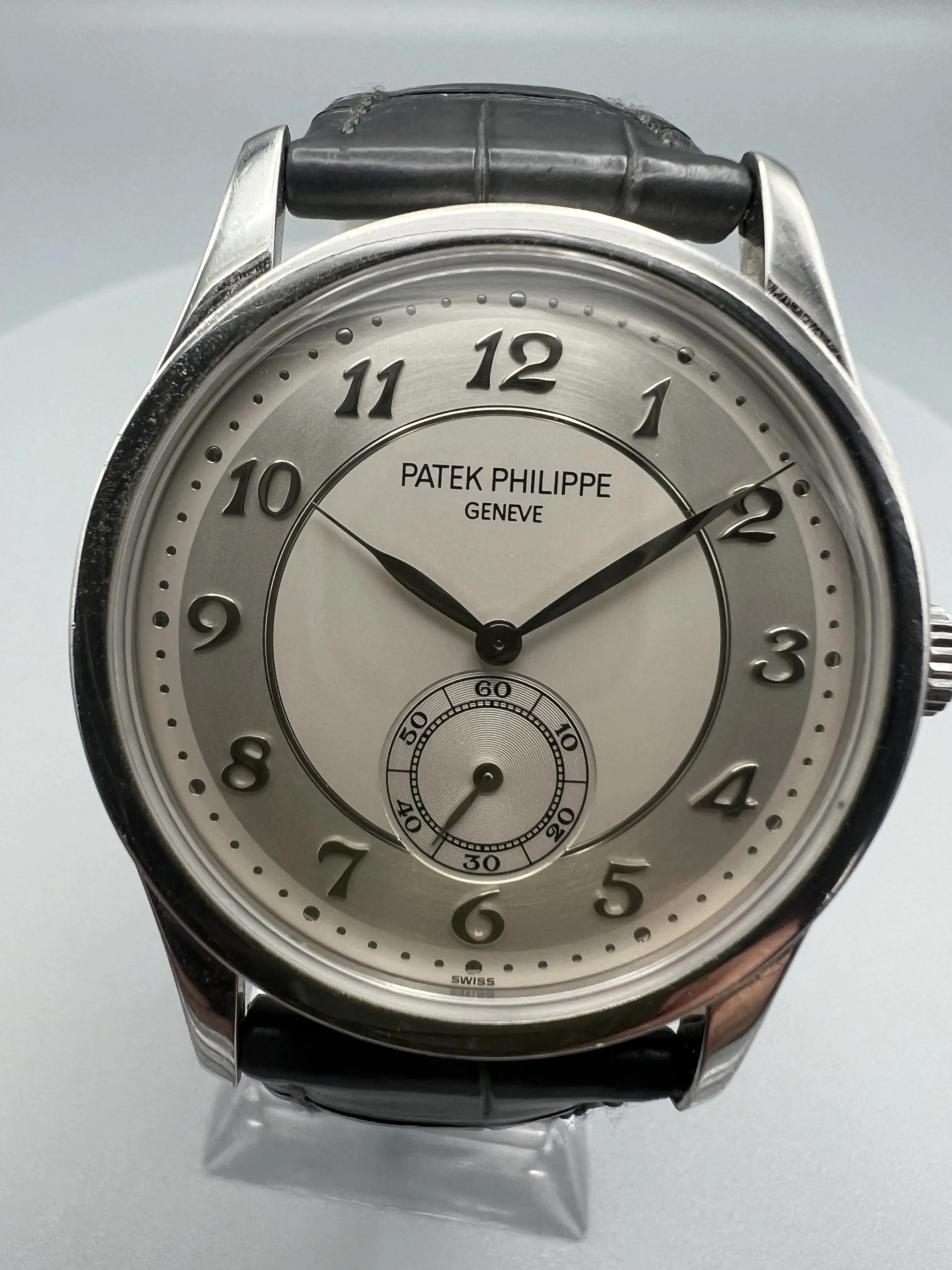 Patek Philippe Calatrava 5196P-001 Platinum Silver