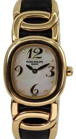 Patek Philippe Golden Ellipse 4830 23mm Yellow gold Mother-of-pearl