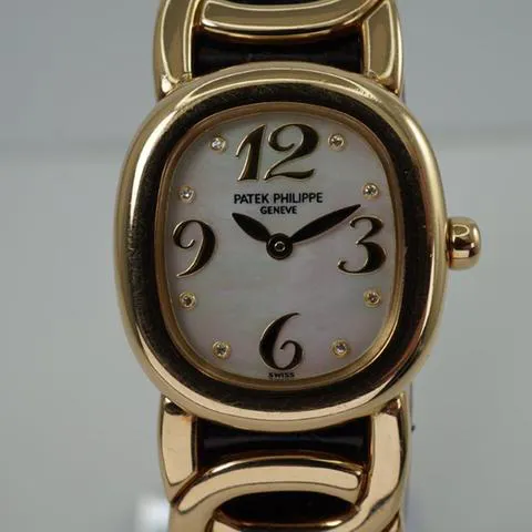 Patek Philippe Golden Ellipse 4830 23mm Yellow gold Mother-of-pearl 5