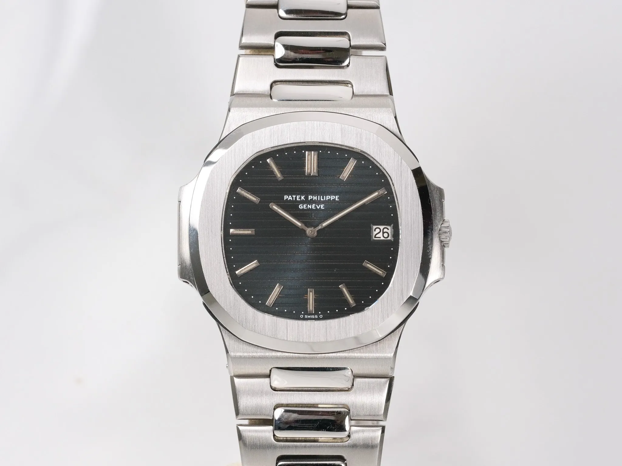 Patek Philippe Nautilus 3700 42mm Blue