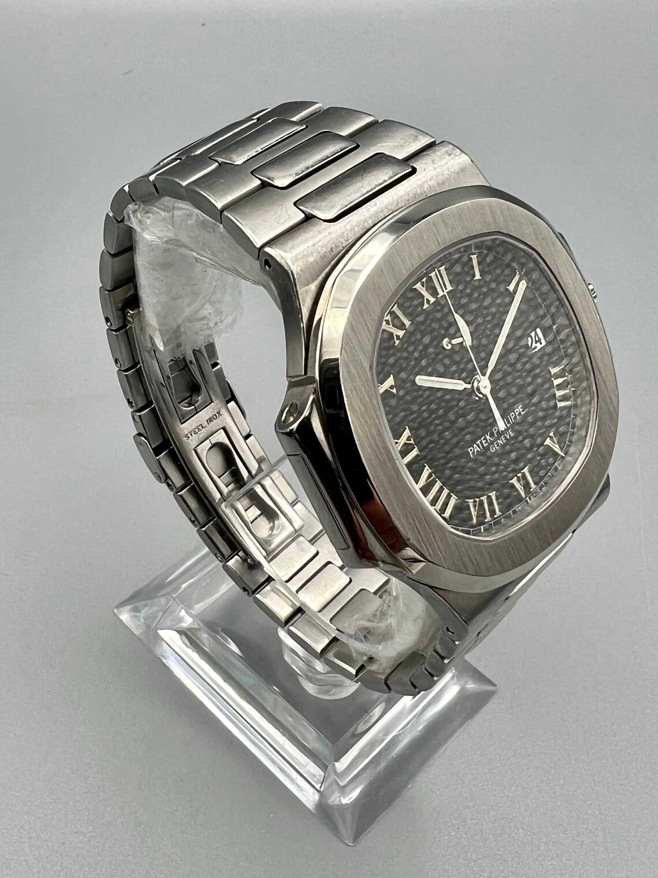 Patek Philippe Nautilus 3710/1A-001 42mm Stainless steel Black 2