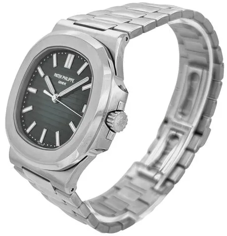 Patek Philippe Nautilus 5711/1A-010 40mm Stainless steel Blue 2