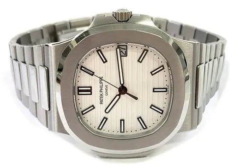 Patek Philippe Nautilus 5711/1A 43mm Stainless steel White 1