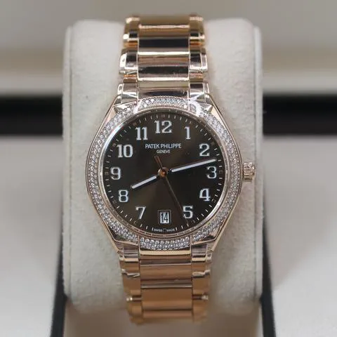 Patek Philippe Twenty~4 7300/1200R-001 36mm Rose gold Brown 2