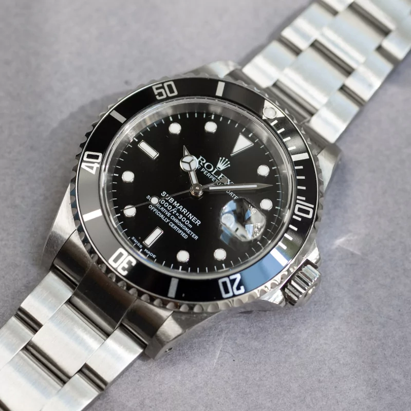 Rolex Submariner 16610 2001 40mm Stainless steel Black 2