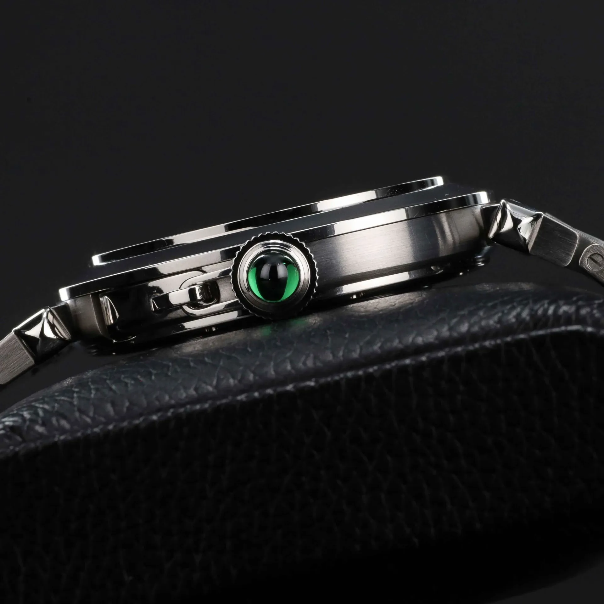 Cartier Pasha WSPA0022 41mm Stainless steel Green 1