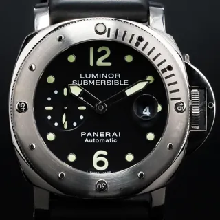 Panerai Submersible PAM 00024 Stainless steel Black