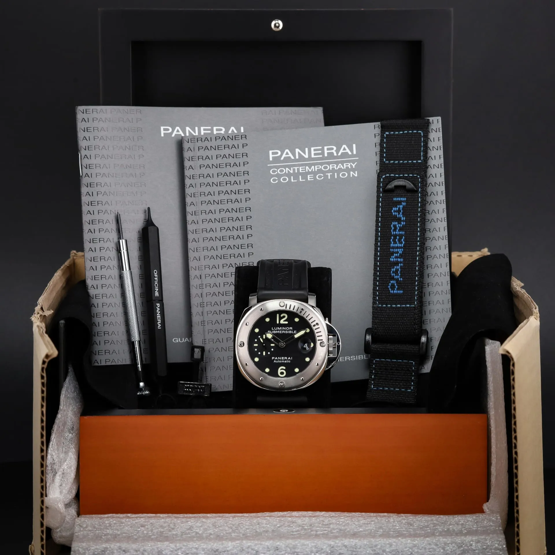 Panerai Submersible PAM 00024 44mm Stainless steel Black 7