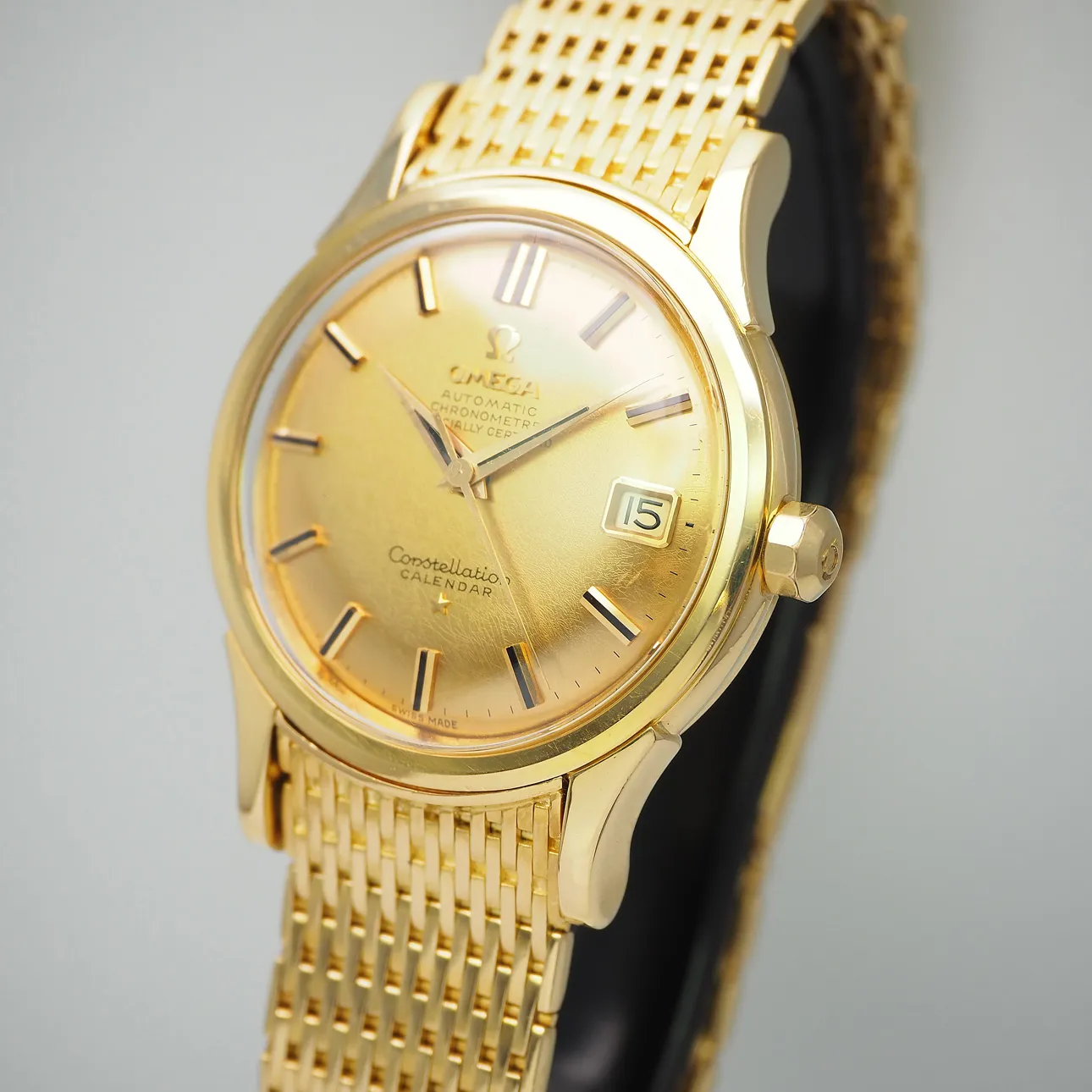 Omega Constellation Calendar 2954 35mm Yellow gold 2