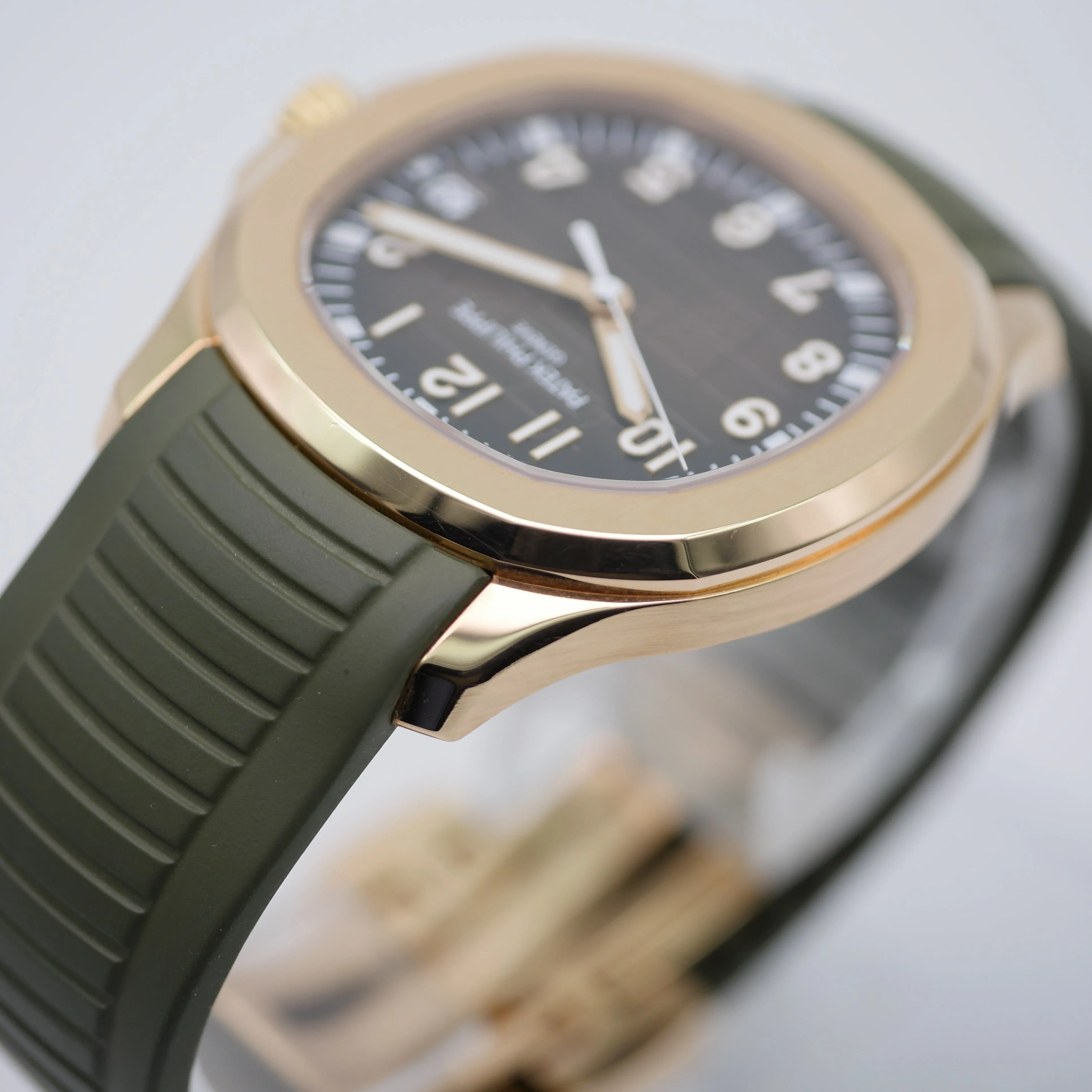 Patek Philippe Aquanaut 5167R-001 Rose gold Brown 2