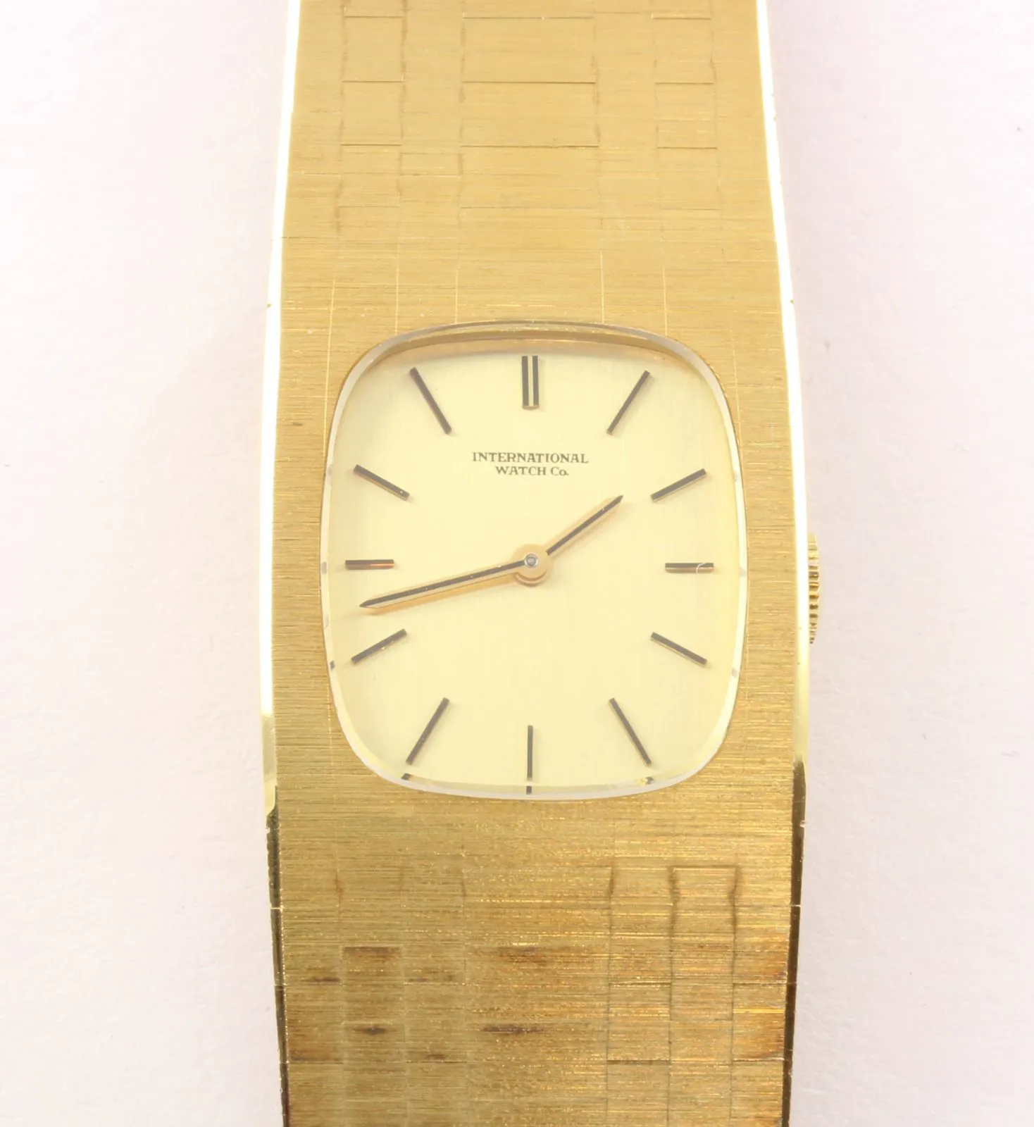 IWC 2147600 Yellow gold