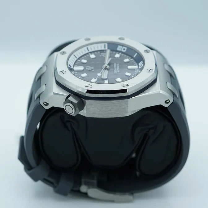 Audemars Piguet Royal Oak Offshore Diver 15720ST.OO.A009CA.01 42mm Stainless steel Gray 2