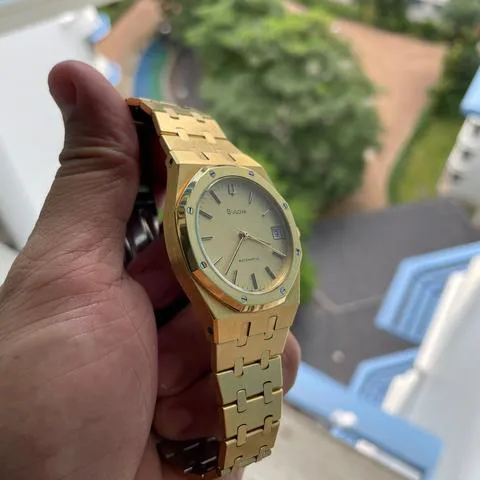 Bulova 4430301 35mm Yellow gold Champagne 4