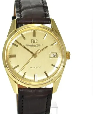 IWC 1810 35mm Yellow gold Gold