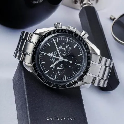 Omega Speedmaster Moonwatch 311.30.42.30.01.005 42mm Stainless steel Black 1