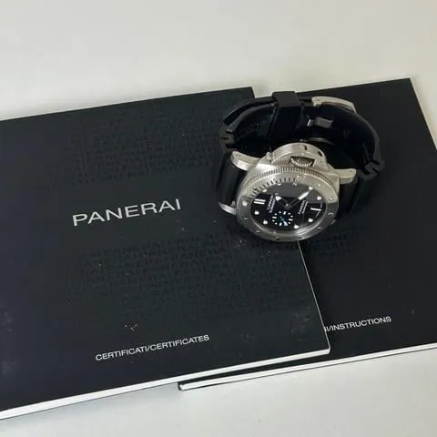 Panerai Submersible PAM 00682 42mm Stainless steel Black 7