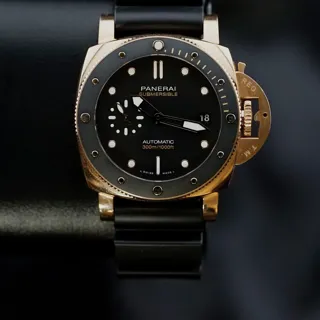 Panerai Submersible PAM02164 Goldtech Black