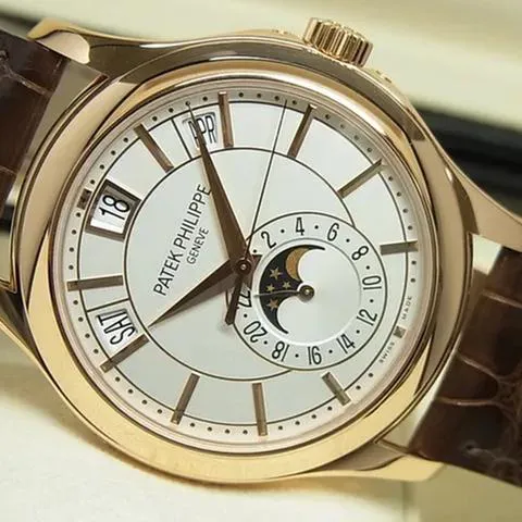 Patek Philippe Annual Calendar 5205R-001 40mm Rose gold White