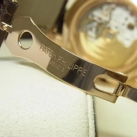 Patek Philippe Annual Calendar 5205R-001 40mm Rose gold White 11