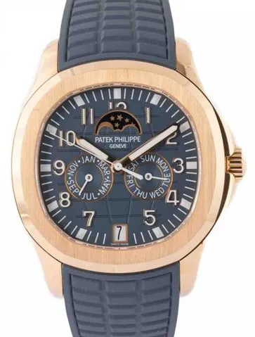 Patek Philippe Aquanaut 5261R-001 40mm Rose gold Blue