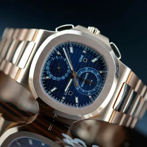 Patek Philippe Nautilus 5990/1R-001 40.5mm Rose gold Blue