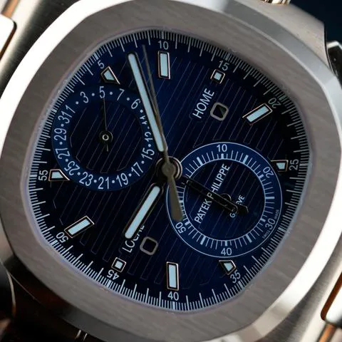 Patek Philippe Nautilus 5990/1R-001 40.5mm Rose gold Blue 6